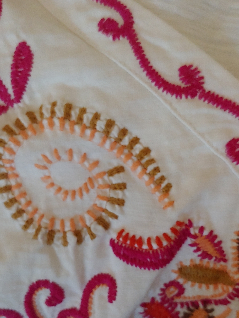 JM Collection Embroidered Longline Tee🌺 Size Large - Picture 3 of 6